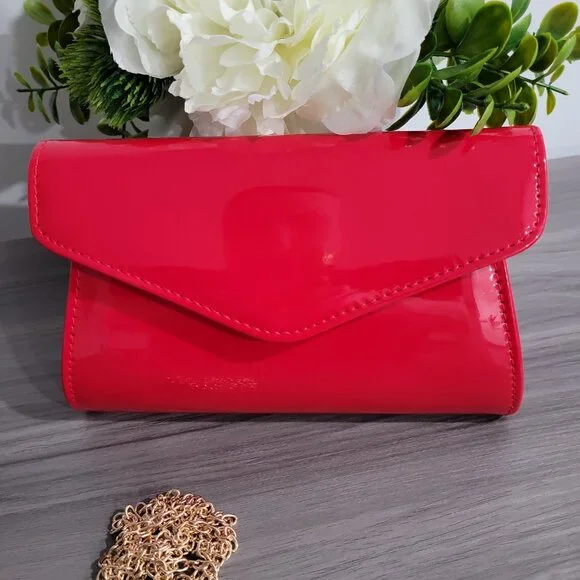 Elegant RED Patent Leather Clutch Purse - Evening Bag with Chain for Women  NEW - Picture 8 of 10
